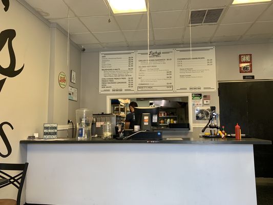 Lucky's Burgers & Shakes by null