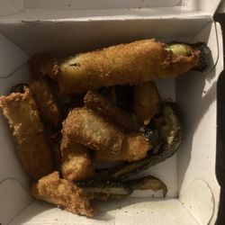 Rutter's Farm Stores - Ordered large fried pickles...