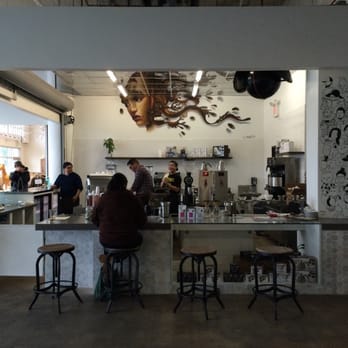 Cafe Dulce - side view - Coffee & Tea Near Me - Los Angeles, California
