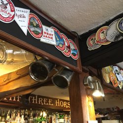 Three Horseshoes