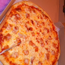 Fontana Restaurant - Buffalo chicken pizza was delicious ... And arrived on time in a 1/2 hour ! ... I always order from fontanna and am always satisfied