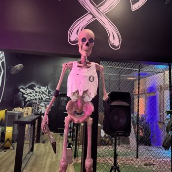 State Street Axe Club - Axe Throwing Near Me - Santa Barbara, California State Street Axe Club - Axe Throwing Near Me - Santa Barbara, California