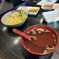 Mizu Sushi Hibachi - Soup and salad on the side