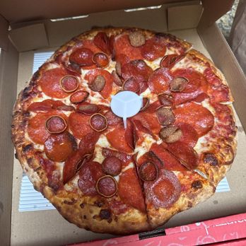 Delish Pizza - Great food - Pizza Near Me - Yuba City, California