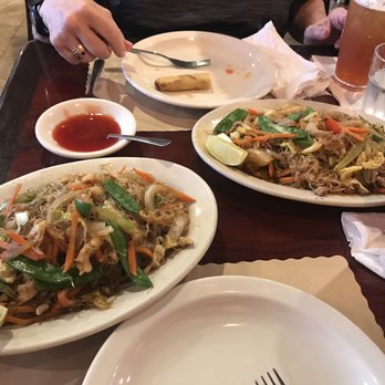 KAPATAD Kitchen and Cafe - Pork and chicken pancit - Filipino Near Me - Austin, Texas