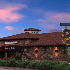 CLEARMAN’S NORTH WOODS INN - LA MIRADA - Updated May 2024 - 1310 Photos ...