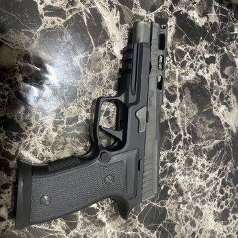 Superior Pawn and Gun - P320 SIG SAUER missing patent "SIG" on handle! - Guns & Ammo Near Me - Virginia Beach, Virginia Superior Pawn and Gun - P320 SIG SAUER missing patent "SIG" on handle! - Guns & Ammo Near Me - Virginia Beach, Virginia