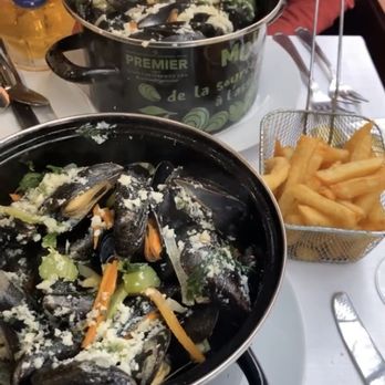 Le Pecheur - Seafood Near Me - Forest, BRU