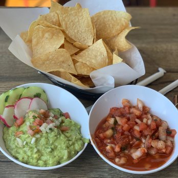 Coyote Grill - Guacamole Sides and Salsa Sides with tortilla chips - Mexican Near Me - Laguna Beach, California