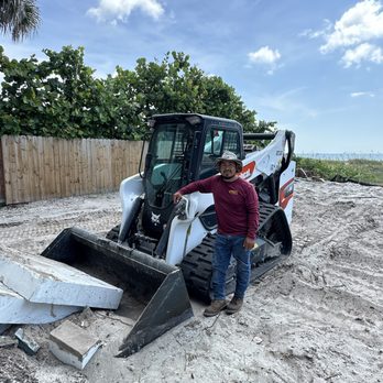 Sanchez Trimming Tree Service - Tree Services Near Me - Melbourne, Florida Sanchez Trimming Tree Service - Tree Services Near Me - Melbourne, Florida