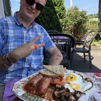 Gruel Britannia - Full English Breakfast - Breakfast & Brunch Near Me - Fairfield, Connecticut Gruel Britannia - Full English Breakfast - Breakfast & Brunch Near Me - Fairfield, Connecticut