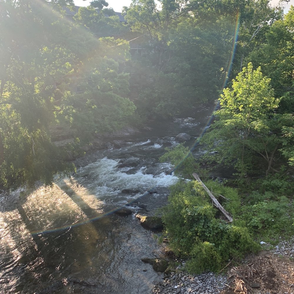 Creekstone Inn - Riverview - Hotels Near Me - Pigeon Forge, Tennessee Creekstone Inn - Riverview - Hotels Near Me - Pigeon Forge, Tennessee