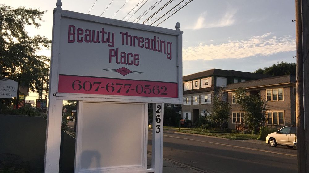 Beauty Threading Palace Logo