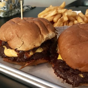 Mac's Local Eats - Pimento and Classic burgers - American Near Me - St Louis, Missouri Mac's Local Eats - Pimento and Classic burgers - American Near Me - St Louis, Missouri