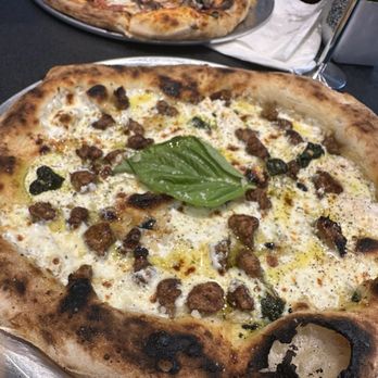 Rodrigo's Craft Pizza - BLANCA add sausage - Pizza Near Me - Jacksonville, Florida