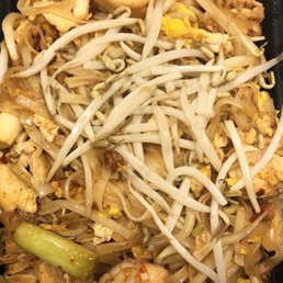 Chicken Pad Thai
