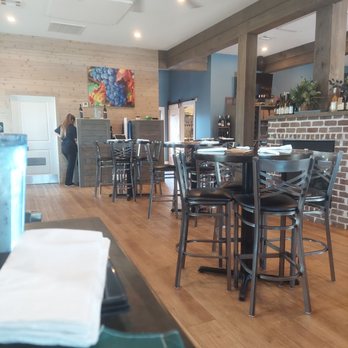 eight60 Wine Whiskey Bites - Dining - Wine Bars Near Me - Slidell, Louisiana eight60 Wine Whiskey Bites - Dining - Wine Bars Near Me - Slidell, Louisiana