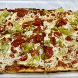 Inspiriamo Pizza Lounge - pepperoni, pepperoncini and cherry tomatoes