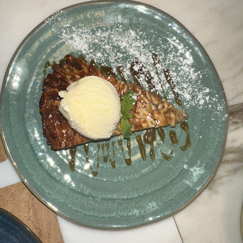 All In Porto - Almond Tart - delicious 10/10 - Wine Bars Near Me - Porto, 13