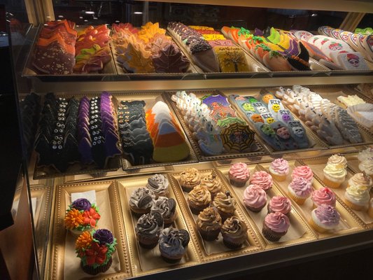 Amphora Bakery by null