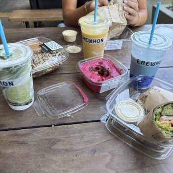 Erewhon - Smoothies, wraps, salad, beet hummus and pita chips. - Grocery Near Me - Los Angeles, California