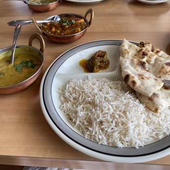 Naan Stopp - Matar Paneer / Dahl / Naan - Indian Near Me - Windermere, Florida Naan Stopp - Matar Paneer / Dahl / Naan - Indian Near Me - Windermere, Florida