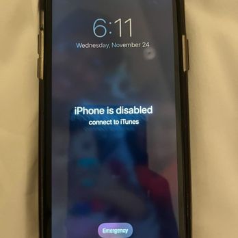 Jucins Studio iPhone Repair - locked out for 5 days - Mobile Phone Repair Near Me - Lancaster, California