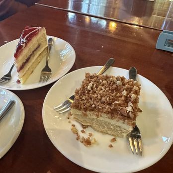 Parisienne Café - Amaretto almond cake - Cafes Near Me - West Bronx, New York Parisienne Café - Amaretto almond cake - Cafes Near Me - West Bronx, New York