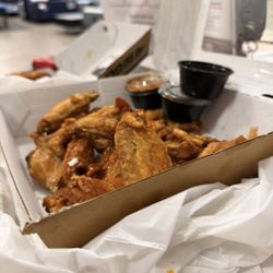 Buffalo Wild Wings - Dry wings