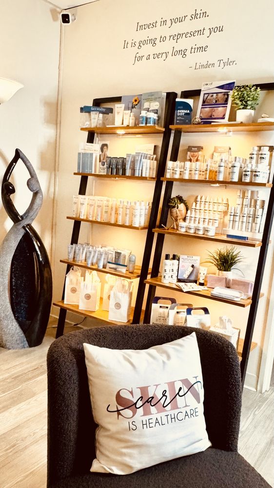 Facerez Skin Care Studio Logo