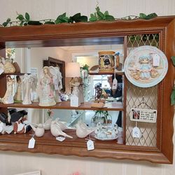 Fifth Avenue Thrift Shoppe