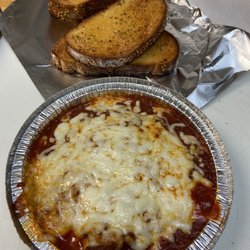 Casa D'Oro Homestyle Italian Restaurant - Lasagna (meat)