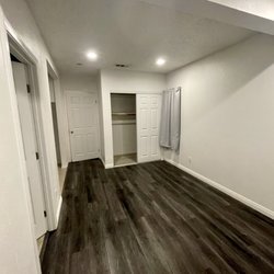 Bizarro Flooring & Sales