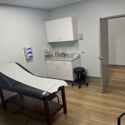 Elite Urgent Care - Larger exam rooms.