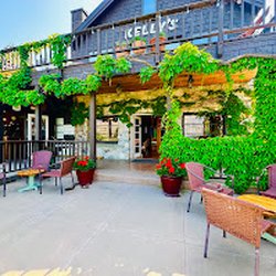 Kelly's Resort - Kelly's Patio