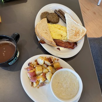 Eggs Up Grill - The Grand Classic - Breakfast & Brunch Near Me - Gastonia, North Carolina