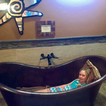 Tobin James Cellars - Lily in the tub! - Wineries Near Me - Paso Robles, California Tobin James Cellars - Lily in the tub! - Wineries Near Me - Paso Robles, California