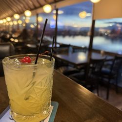 Paradise Bar And Grill - Hawaii Five-O