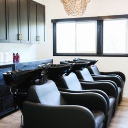 Primp Salon - Shampoo room