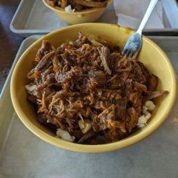 Pulled pork poutine