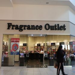 Fragrance Outlet - Storefront