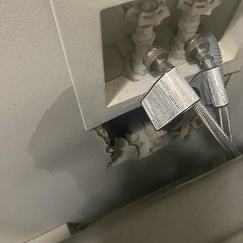 In Motion Movers - Washer connections Made connections too tight causing pipes to break - Movers Near Me In Motion Movers - Washer connections Made connections too tight causing pipes to break - Movers Near Me