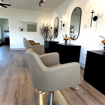 RèFINE Boutique Salon - Hair Salons Near Me - Morton Grove, Illinois RèFINE Boutique Salon - Hair Salons Near Me - Morton Grove, Illinois