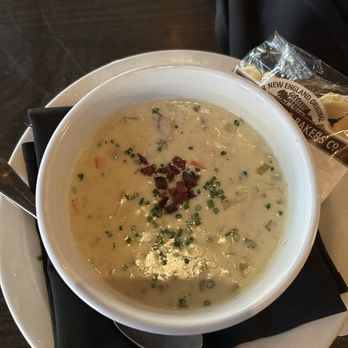 Fall Line Kitchen & Bar - Clam Chowder - New American Near Me - Richmond, Virginia