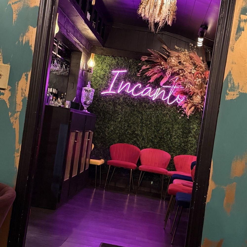 Incanto - Pizza Near Me - Houston, Texas