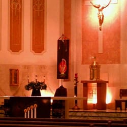 St. Hilary Church - Altar at Advent.