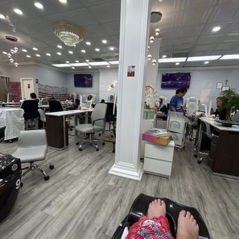 Heidy Vip Nail And Spa - Me getting a pedi/ mani done - Nail Salons Near Me - Cerritos, California Heidy Vip Nail And Spa - Me getting a pedi/ mani done - Nail Salons Near Me - Cerritos, California