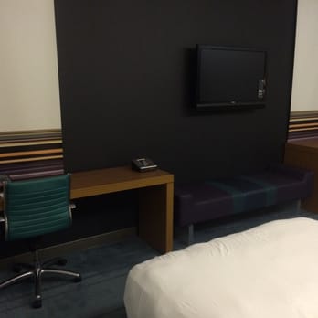 Aloft by Marriott Chesapeake - Desk/chair near TV - Hotels Near Me - Chesapeake, Virginia
