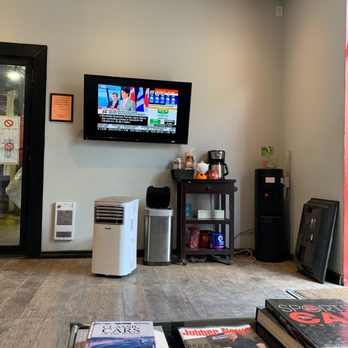 Pitlane Auto Corp - Waiting Room with coffee/tea/water and CP24 News - Body Shops Near Me - North York, Ontario Pitlane Auto Corp - Waiting Room with coffee/tea/water and CP24 News - Body Shops Near Me - North York, Ontario