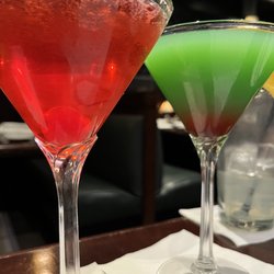 Tope La - Very berry martini. Not sure what the other one was called.